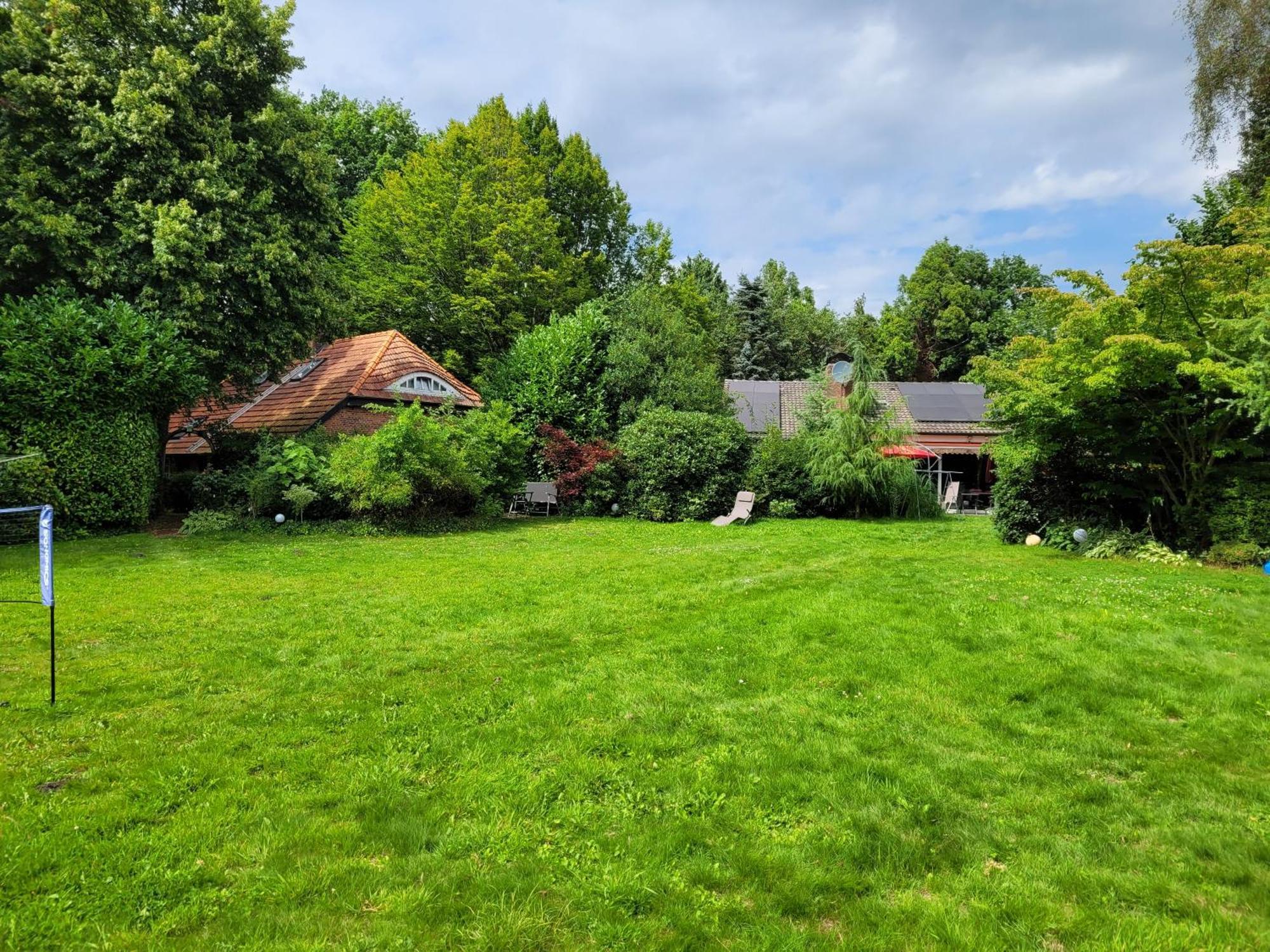 Ferienwohnung Gartenblick Westerstede Exterior photo