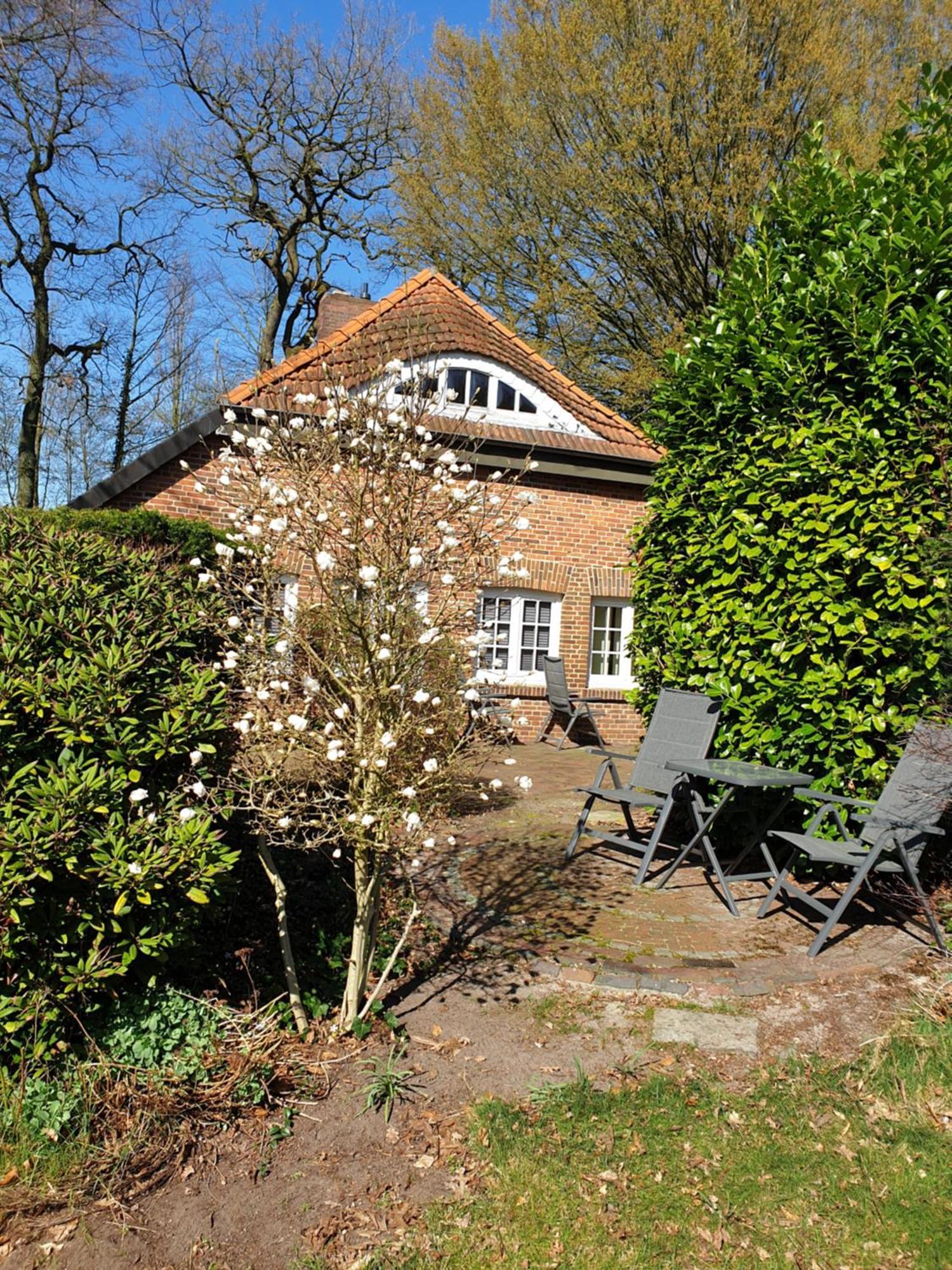 Ferienwohnung Gartenblick Westerstede Exterior photo